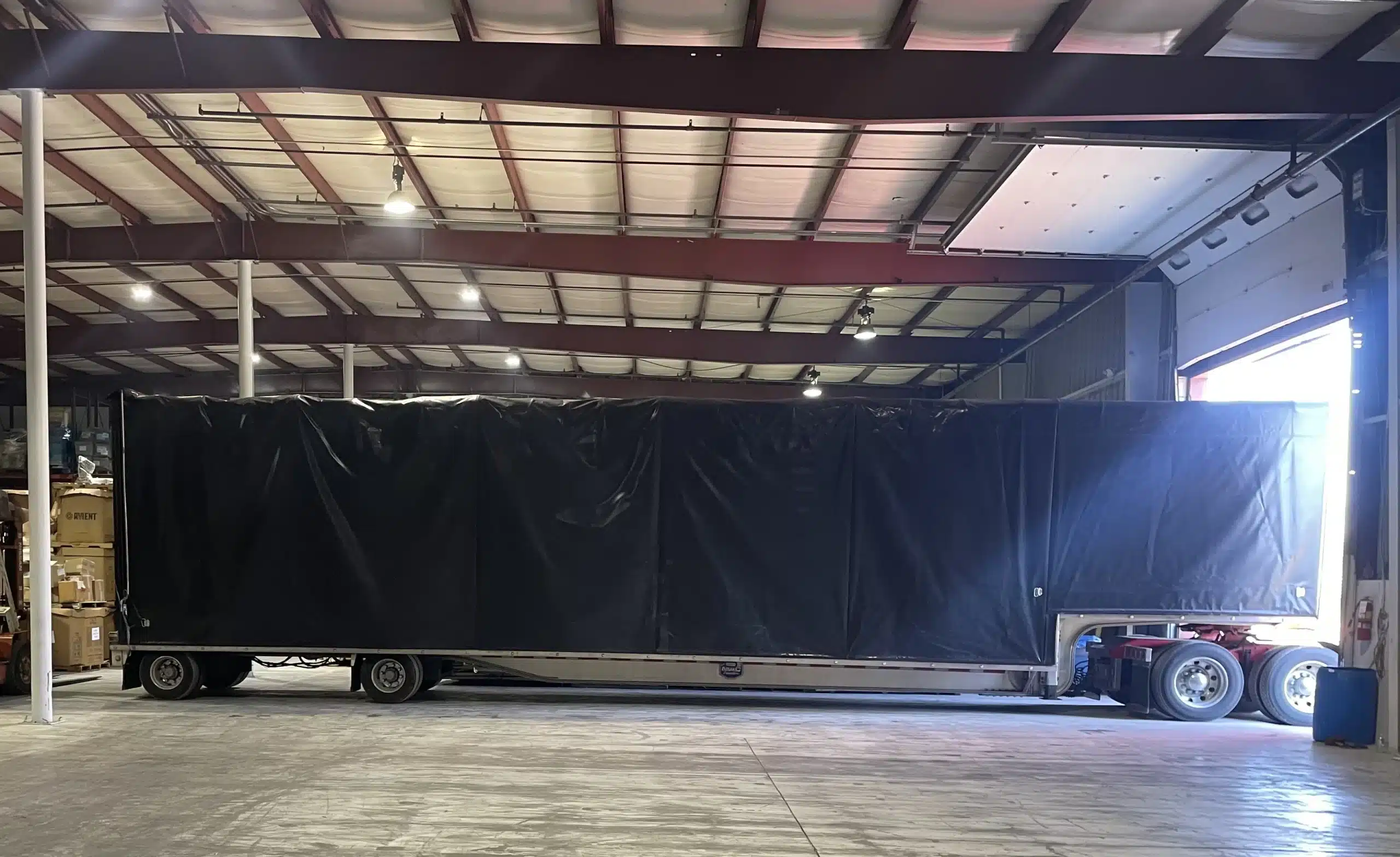 How Cross-Docking Can Reduce Delays in Equipment Delivery